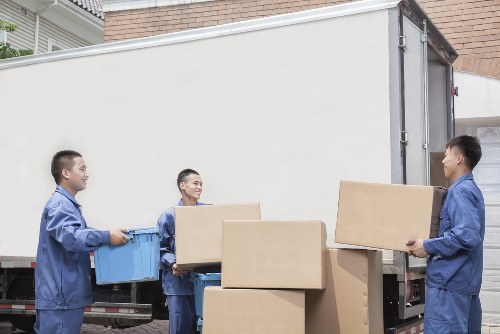 Removal truck ready for local moving jobs in Kentishtown